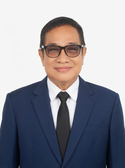 Drs. H. Abd. Razak Useng M.A.P