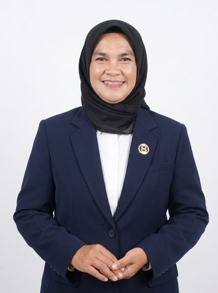 Dr. Fitriani R. S.P., M.Si.