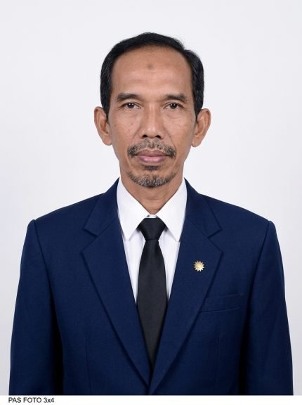 Adam Latif S.I.P., M.A.P.